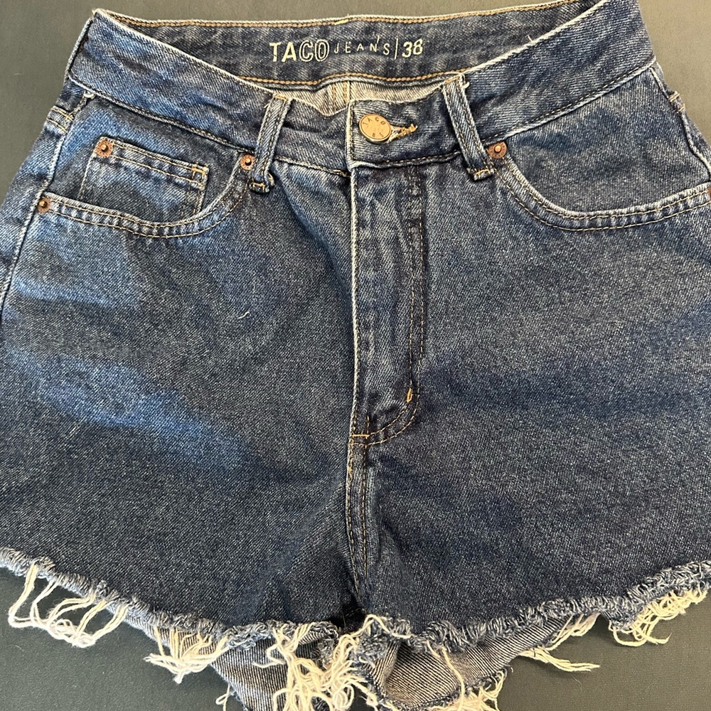 Taco  Blue Jean Shorts- Made in Brazil
100% Cotton Jeans